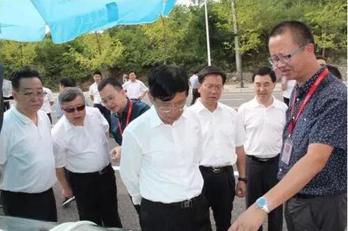 J9九游会AG真人官网大健康医药产业园迎来贵阳市半年经济工作会现场观摩组3.jpg