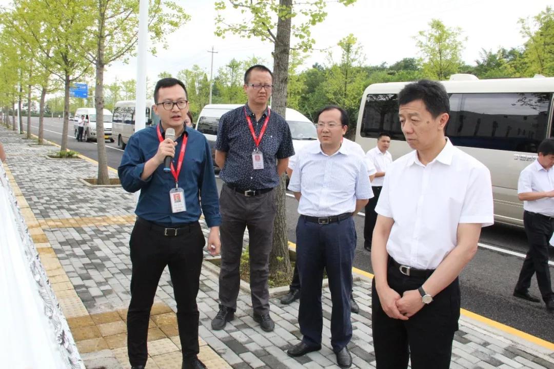贵阳市市长陈晏调研J9九游会AG真人官网大健康医药产业园.jpg